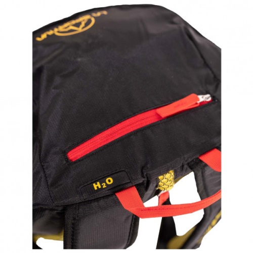 Cursion Backpack 28 Black Yellow La Sportiva UK