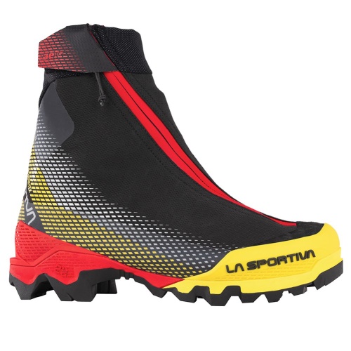 La Sportiva UK Black Yellow Aequilibrium Top Gtx